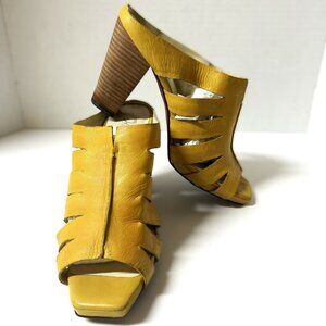Oh! Healthy Heels yellow leather strappy heel size euro 40 (9.5 US)